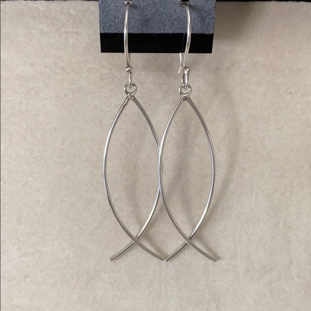 Minimalist Wire Earrings.